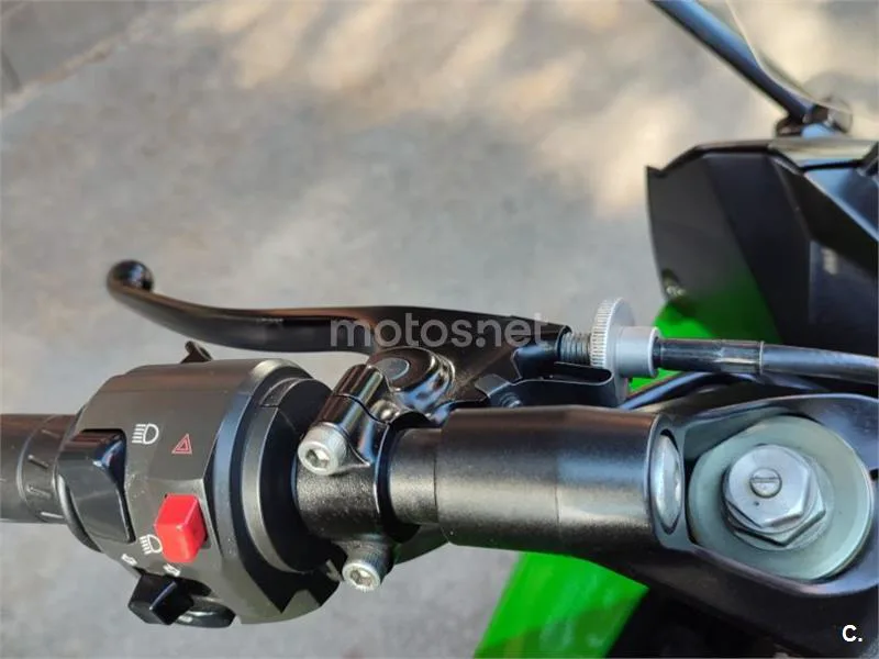 Kawasaki Z1000 SX - Vista 22