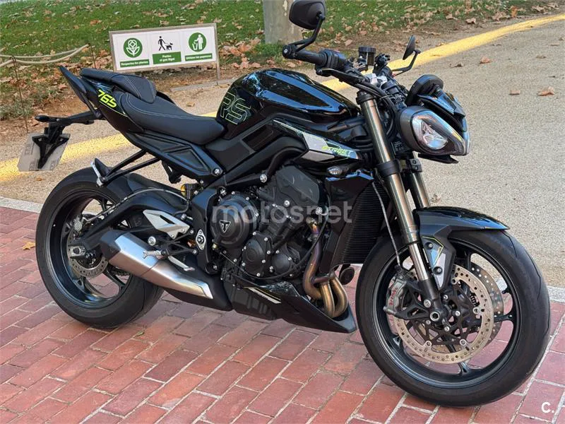 Triumph Street Triple 765 - Vista 3
