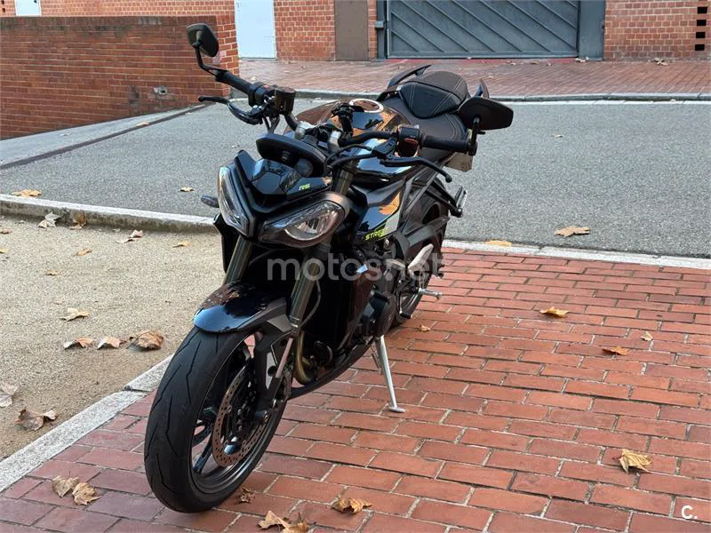 Triumph Street Triple 765 - Vista 9