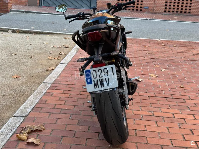 Triumph Street Triple 765 - Vista 10
