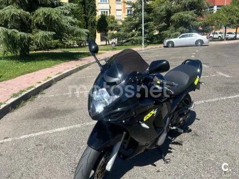 Suzuki GSX650F - Vista 3
