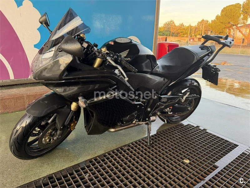 Honda CBR600F - Vista 3