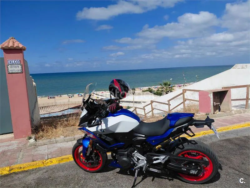 BMW F 900 XR - Vista 3
