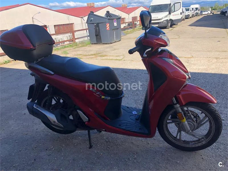 Honda SH125i - Vista 3