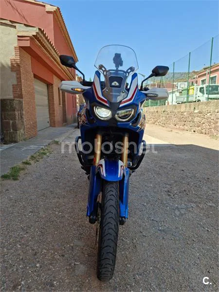 Honda CRF1000L Africa Twin - Vista 4