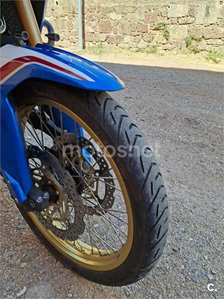 Honda CRF1000L Africa Twin - Vista 7