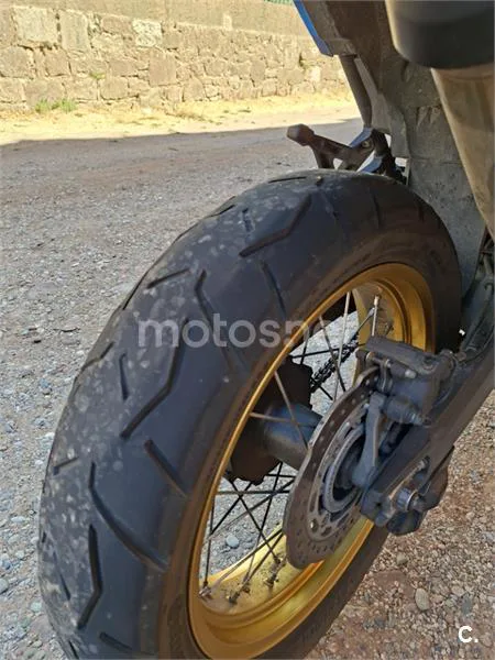 Honda CRF1000L Africa Twin - Vista 8