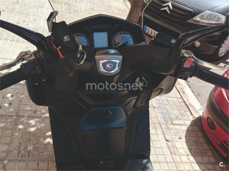 Kymco X-Town CT 300 - Vista 6