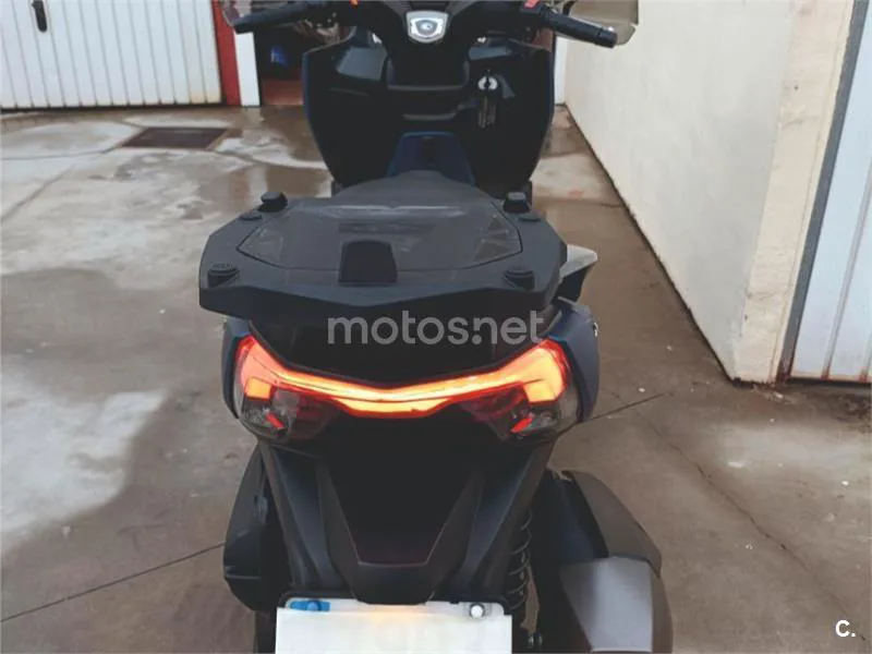 Kymco X-Town CT 300 - Vista 7
