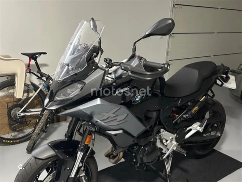 BMW F 900 XR - Vista 3