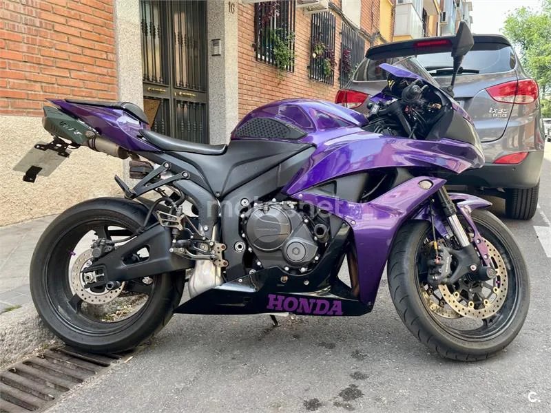 Honda CBR600RR - Vista 4