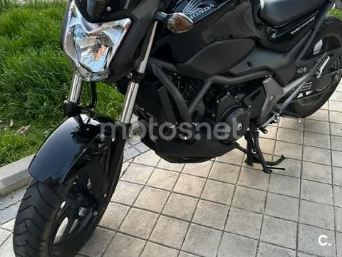 Honda NC750S - Vista 7