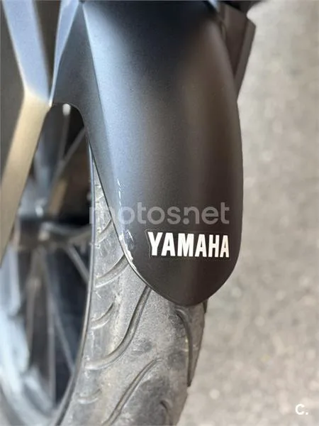 Yamaha MT-125 - Vista 4