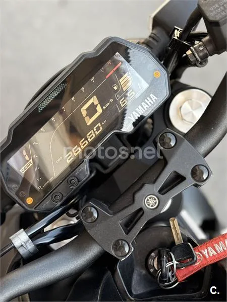 Yamaha MT-125 - Vista 5