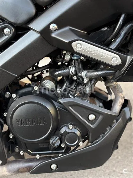 Yamaha MT-125 - Vista 6