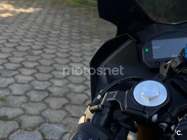 Yamaha YZF-R125 - Vista 9