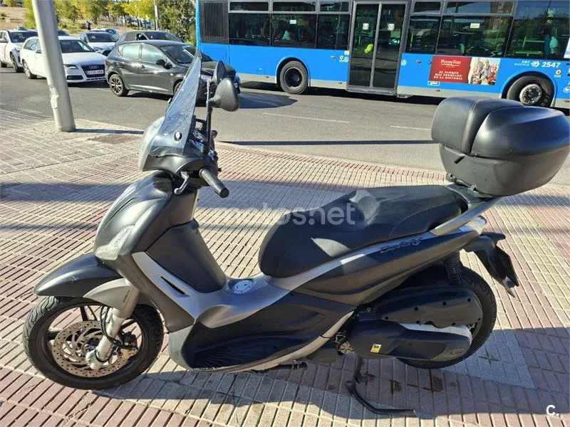 Piaggio Beverly Sport Touring 350 2950 € 2016 Madrid - 2