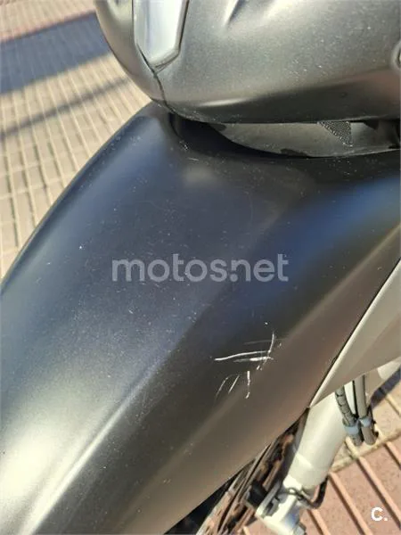 Piaggio Beverly Sport Touring 350 - Vista 9