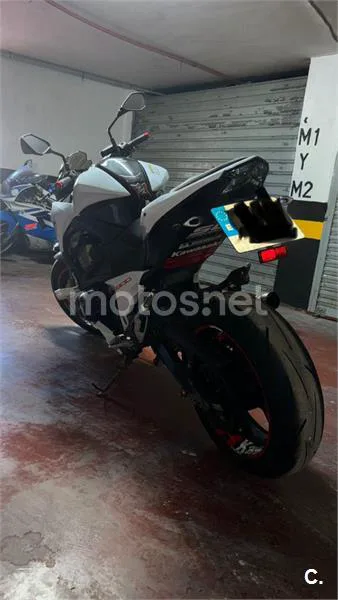Kawasaki Z800 - Vista 6