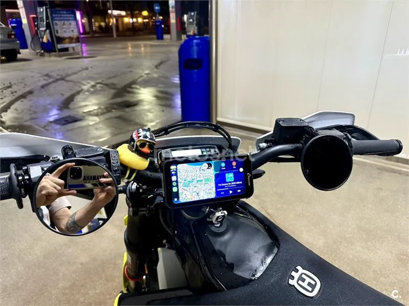 Husqvarna 701 Supermoto - Vista 16