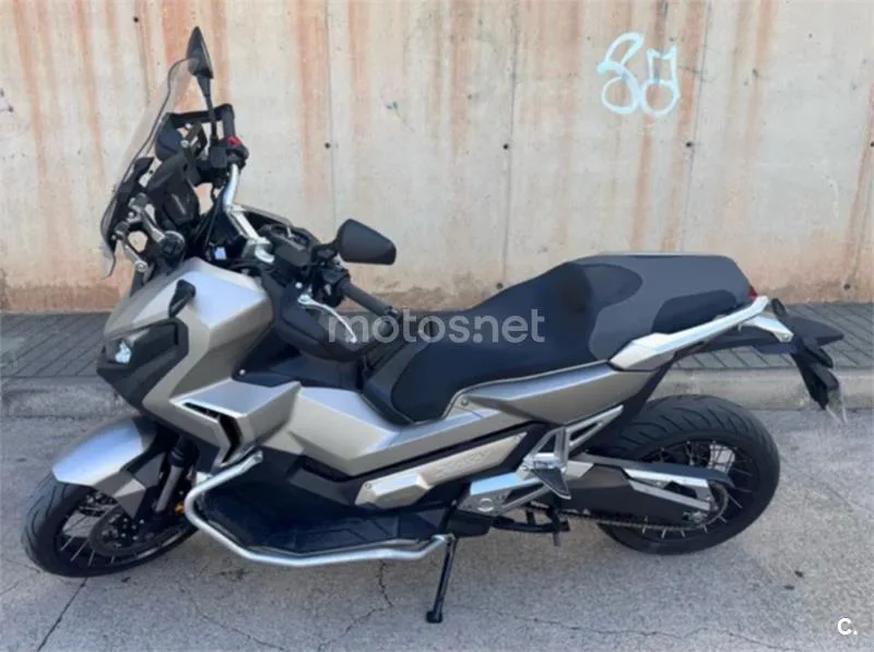 Honda X-ADV - Vista 3