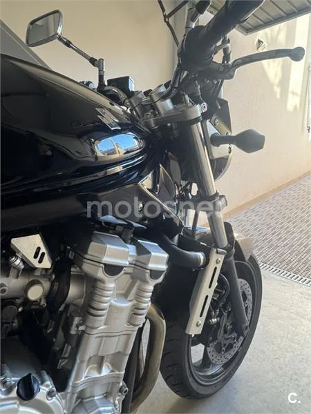 Suzuki Bandit 650 - Vista 6