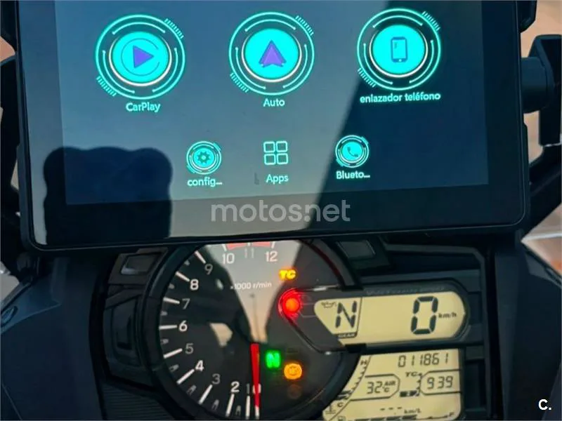 Suzuki V-Strom 650 - Vista 4