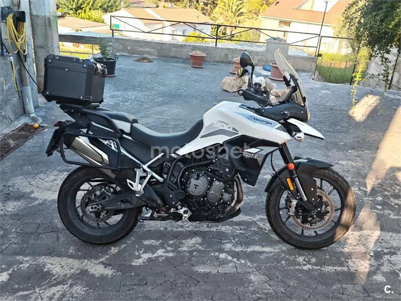 Triumph Tiger 900 - Vista 3