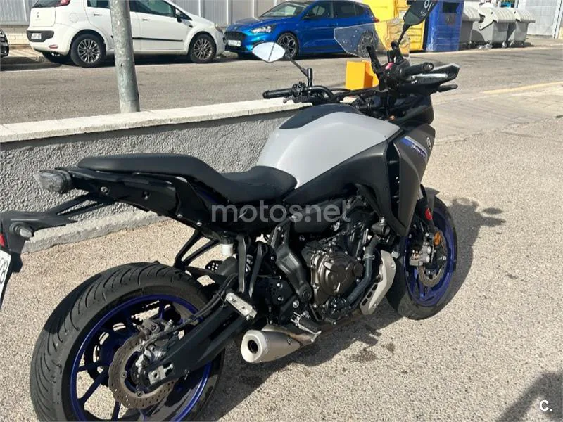 Yamaha Tracer 7 - Vista 16