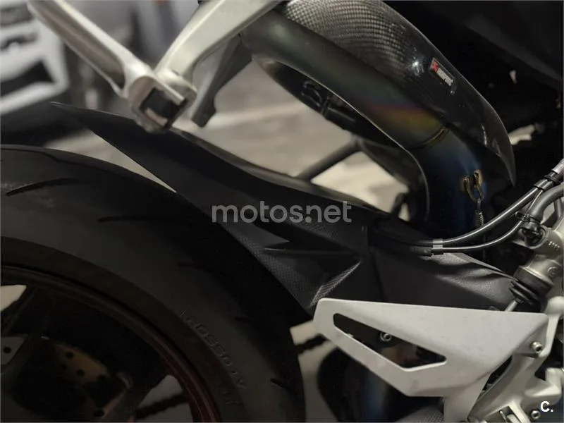 Ducati Streetfighter V2 - Vista 11