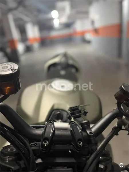 Ducati Streetfighter V2 - Vista 14