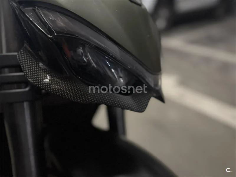 Ducati Streetfighter V2 - Vista 8