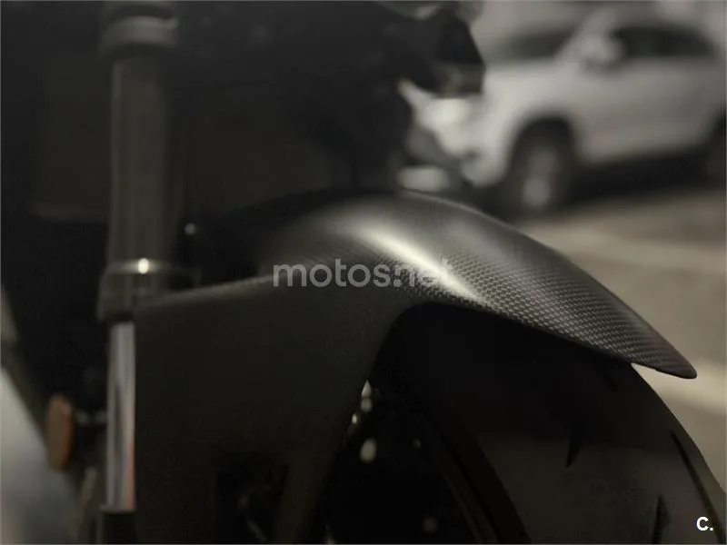 Ducati Streetfighter V2 - Vista 9