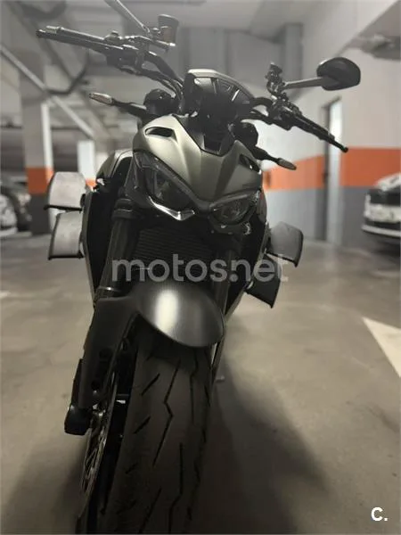 Ducati Streetfighter V2 - Vista 10