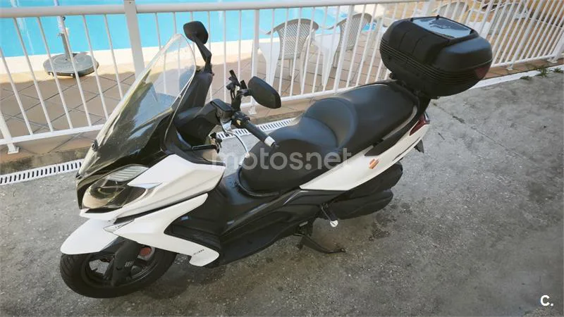 Kymco Super Dink 350 - Vista 4
