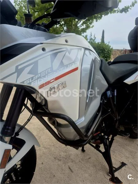 KTM 1290 Super Adventure - Vista 6
