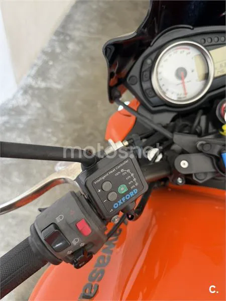 Kawasaki Z750 - Vista 4