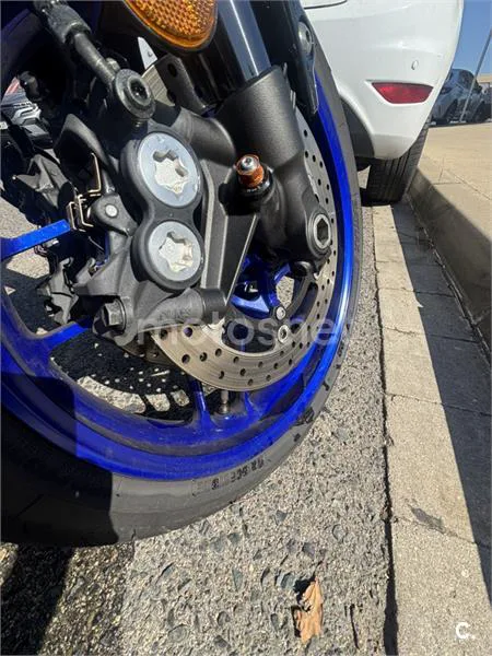 Yamaha MT-09 - Vista 4
