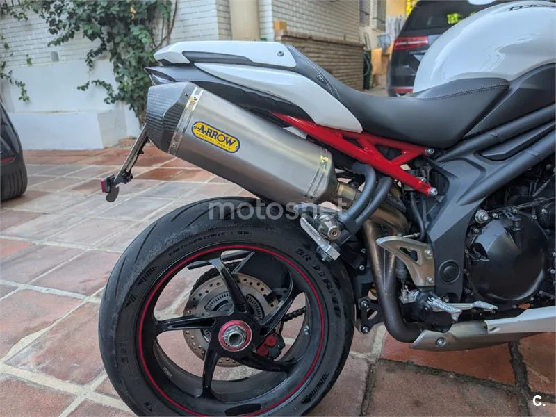 Triumph Speed Triple - Vista 3