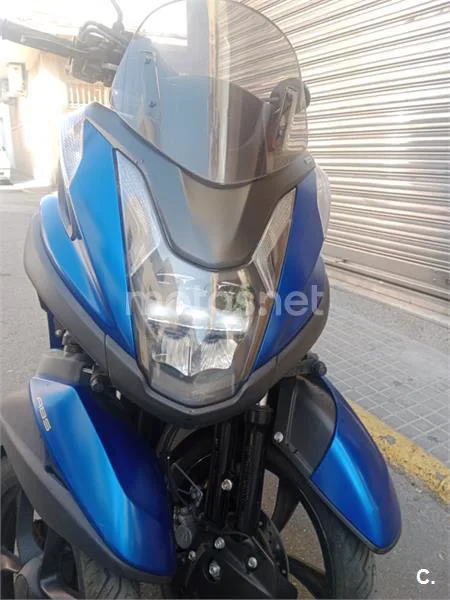 Yamaha Tricity 125 - Vista 3