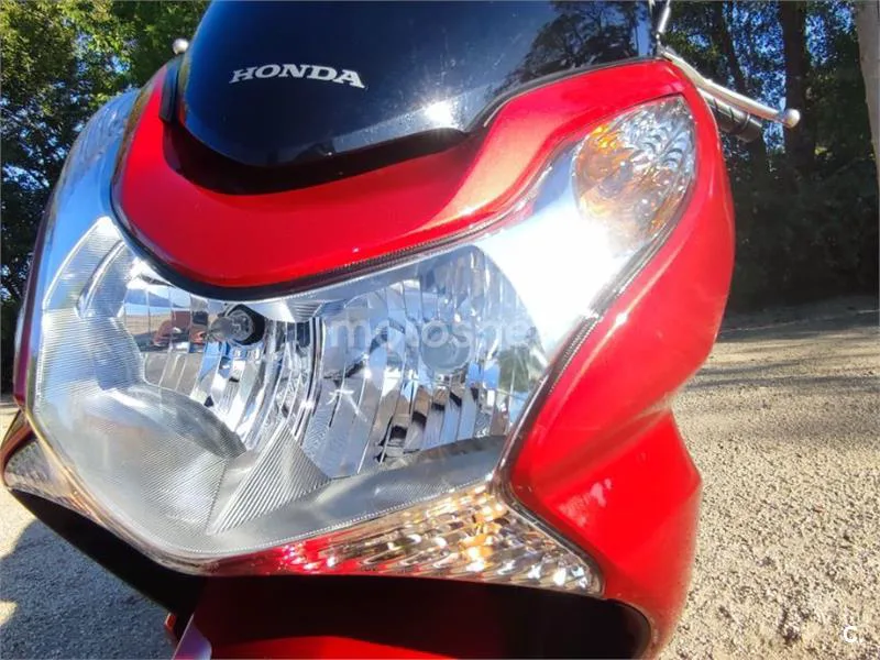 Honda PCX125 - Vista 8