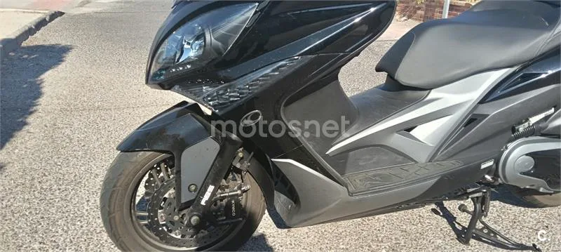 Kymco Xciting 400 - Vista 5