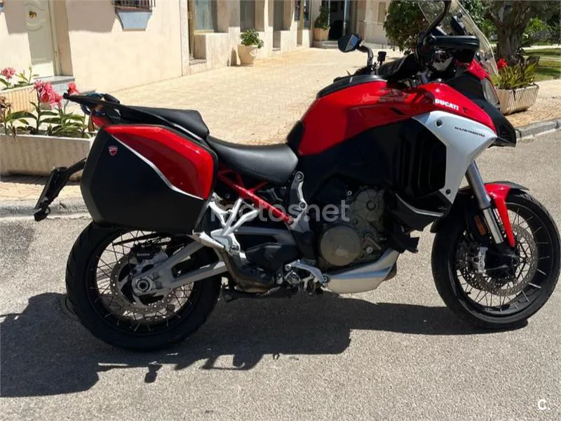 Ducati Multistrada V4 - Vista 4