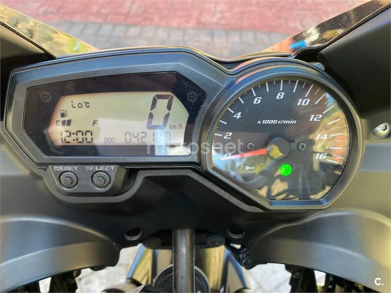 Yamaha FZ6 Fazer S2 - Vista 3