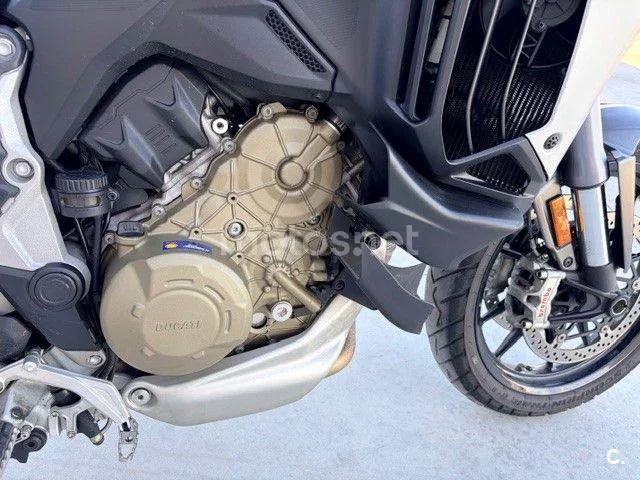 Ducati Multistrada V4 - Vista 5