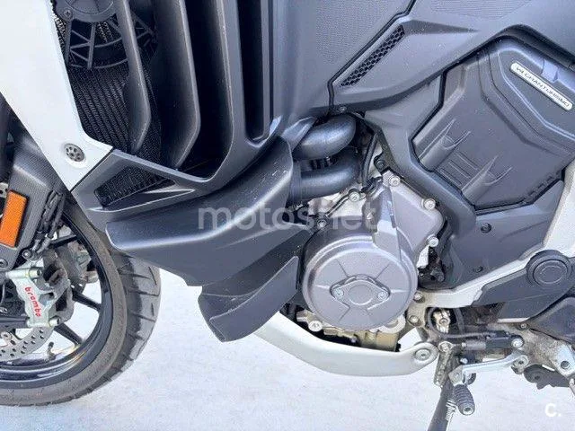 Ducati Multistrada V4 - Vista 6