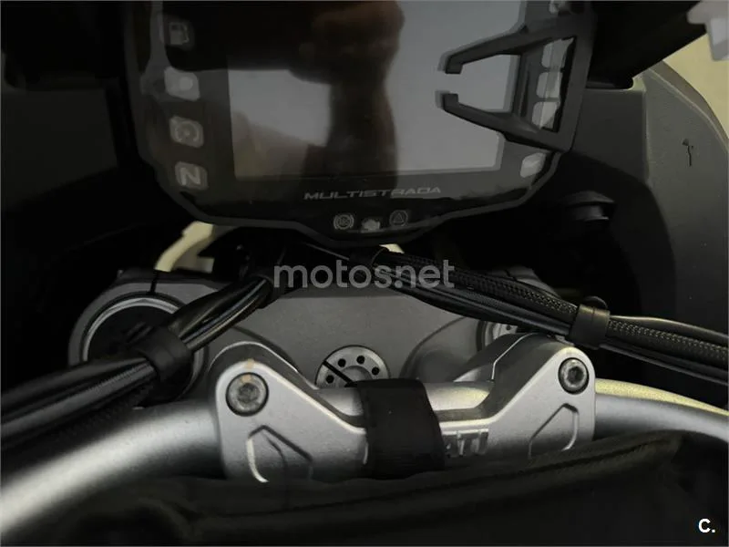 Ducati Multistrada - Vista 15
