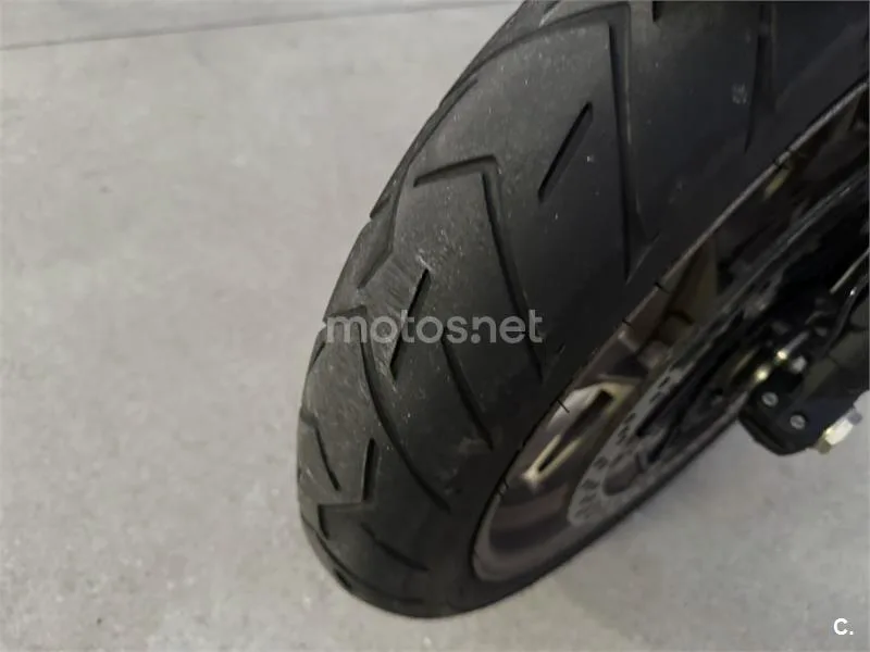 Ducati Multistrada - Vista 5