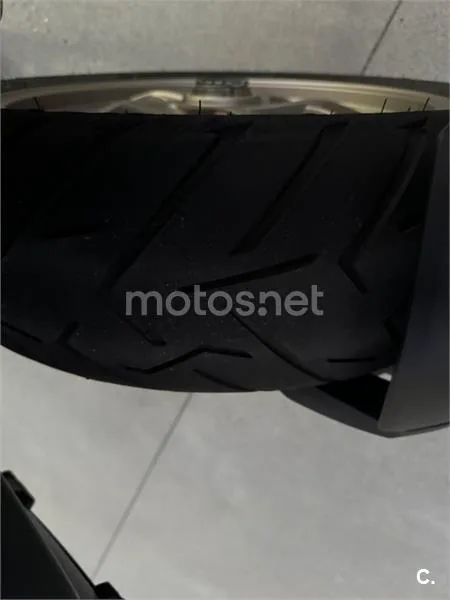 Ducati Multistrada - Vista 6