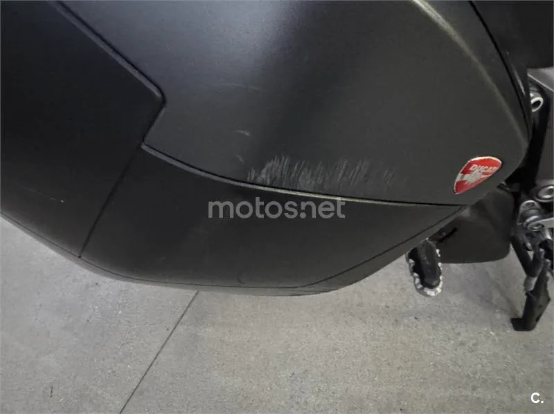 Ducati Multistrada - Vista 7